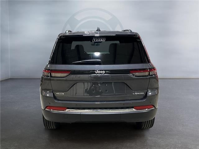 2025 Jeep Grand Cherokee Laredo (Stk: 40990) in Lethbridge - Image 4 of 15