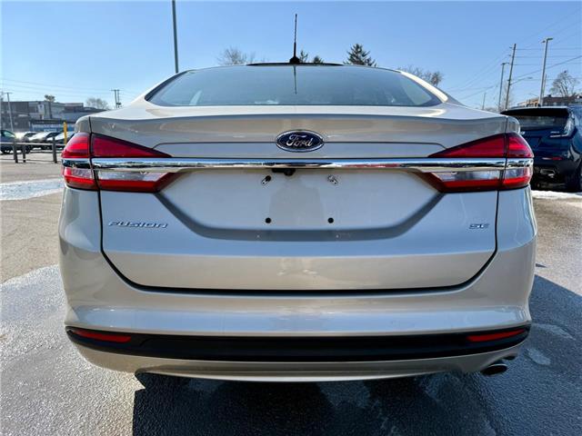 2017 Ford Fusion SE (Stk: 2-12555A) in Oshawa - Image 5 of 42