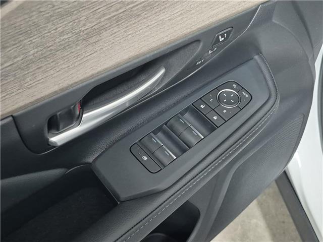 2026 Toyota Grand Highlander Limited (Stk: 10120185A) in Markham - Image 13 of 36