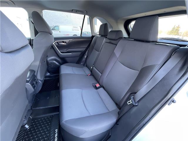 2025 Toyota RAV4 Hybrid XLE (Stk: 12108083A) in Concord - Image 26 of 43