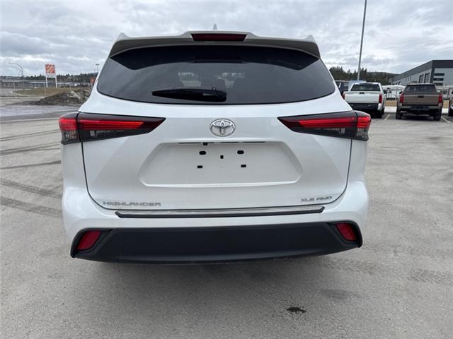 2026 Toyota Highlander XLE (Stk: S601030) in Cranbrook - Image 4 of 21