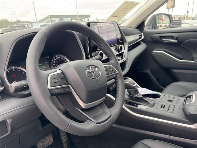 2026 Toyota Highlander XLE (Stk: S601030) in Cranbrook - Image 9 of 21