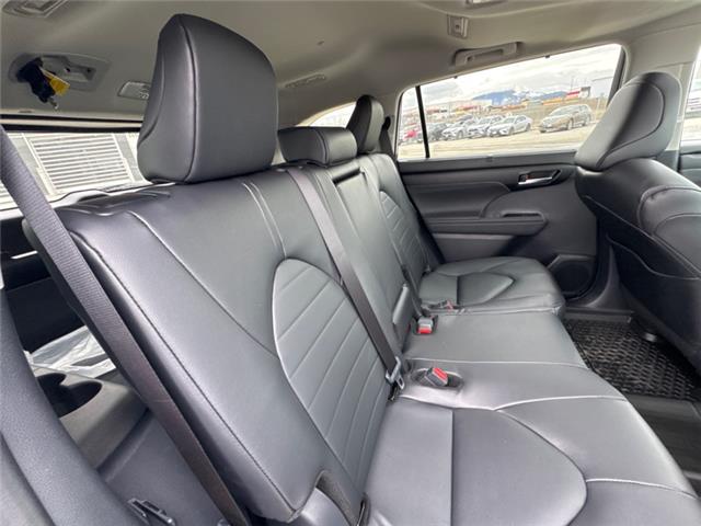 2026 Toyota Highlander XLE (Stk: S601030) in Cranbrook - Image 12 of 21