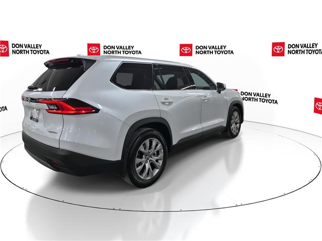 2026 Toyota Grand Highlander Limited (Stk: 10120185A) in Markham - Image 8 of 36