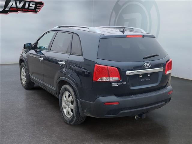 2013 Kia Sorento LX (Stk: 380489) in Claresholm - Image 3 of 15 2013 Kia Sorento LX (Stk: 380489) in Claresholm - Image 3 of 15