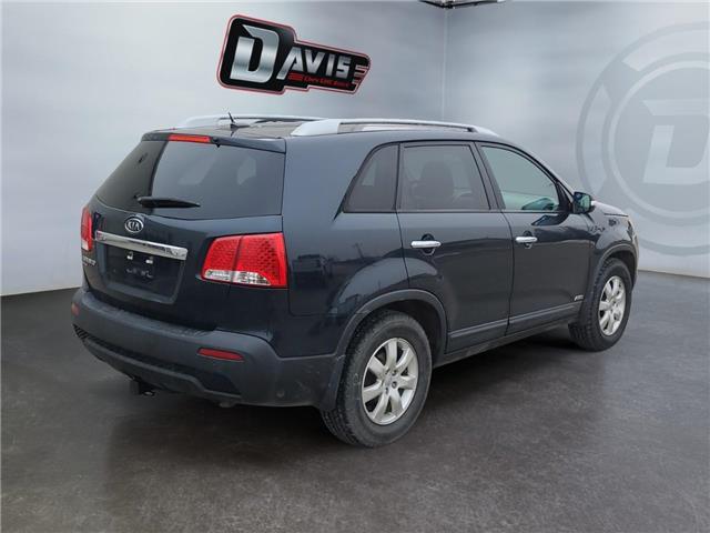 2013 Kia Sorento LX (Stk: 380489) in Claresholm - Image 5 of 15 2013 Kia Sorento LX (Stk: 380489) in Claresholm - Image 5 of 15