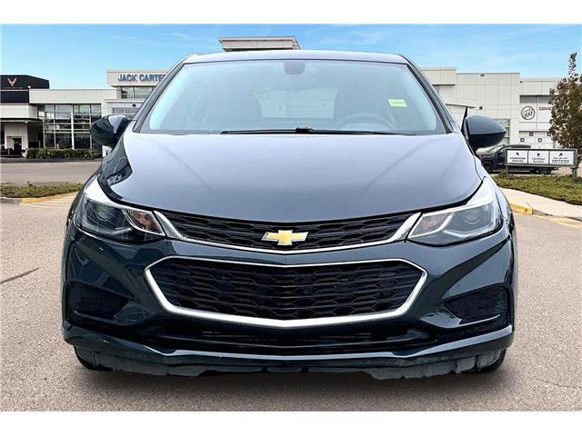 2018 Chevrolet Cruze LT Auto (Stk: 24933U) in Calgary - Image 3 of 32