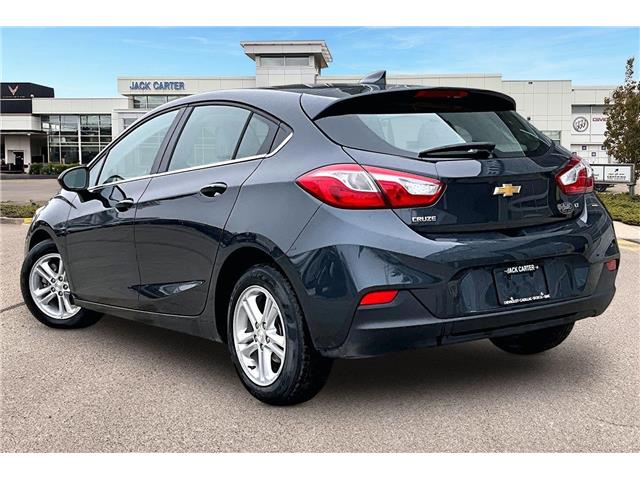 2018 Chevrolet Cruze LT Auto (Stk: 24933U) in Calgary - Image 12 of 32