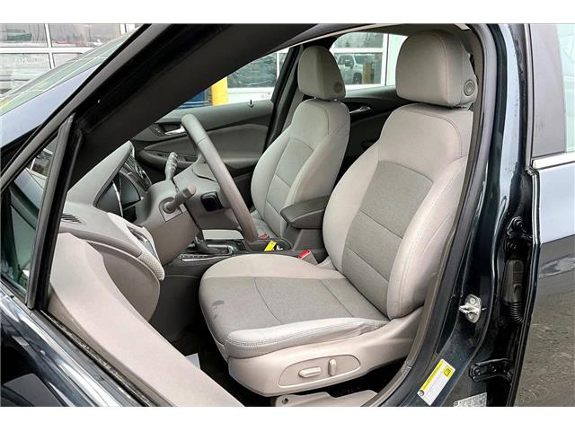 2018 Chevrolet Cruze LT Auto (Stk: 24933U) in Calgary - Image 24 of 32