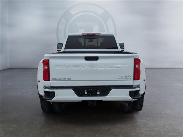 2026 Chevrolet Silverado 3500HD High Country (Stk: 380496) in Claresholm - Image 4 of 15