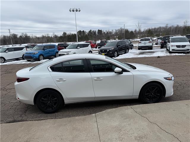 2022 Mazda Mazda3 GX (Stk: 24760) in Pembroke - Image 9 of 24 2022 Mazda Mazda3 GX (Stk: 24760) in Pembroke - Image 9 of 24