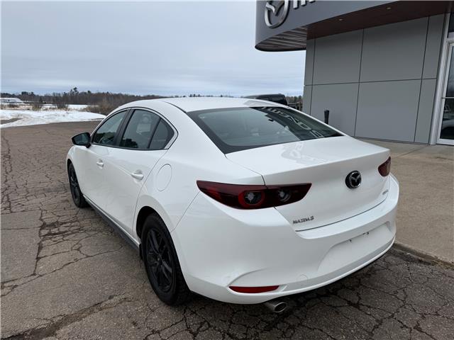 2022 Mazda Mazda3 GX (Stk: 24760) in Pembroke - Image 13 of 24 2022 Mazda Mazda3 GX (Stk: 24760) in Pembroke - Image 13 of 24