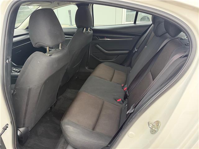 2022 Mazda Mazda3 GX (Stk: 24760) in Pembroke - Image 15 of 24 2022 Mazda Mazda3 GX (Stk: 24760) in Pembroke - Image 15 of 24