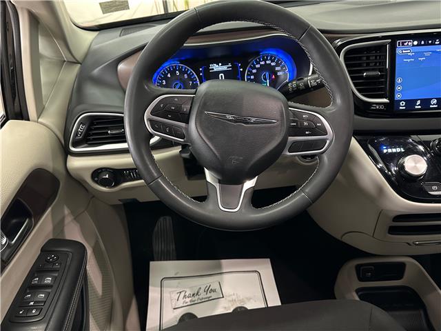 2024 Chrysler Grand Caravan SXT (Stk: 43625J) in Belleville - Image 11 of 28