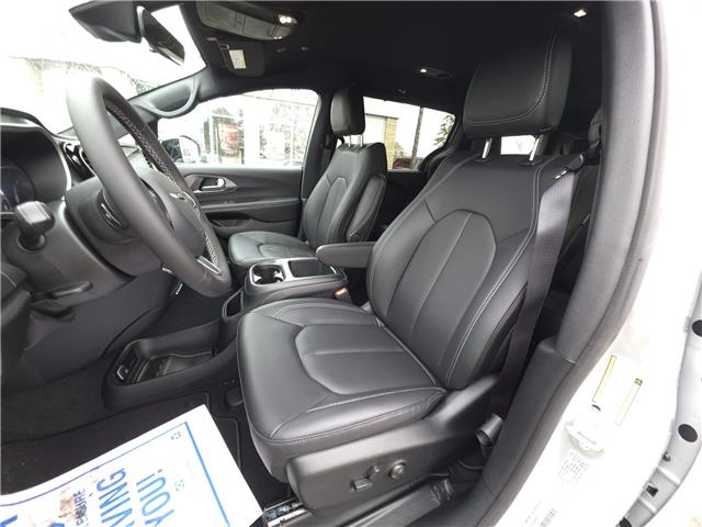 2026 Chrysler Grand Caravan SXT (Stk: 26039) in New Hamburg - Image 9 of 23