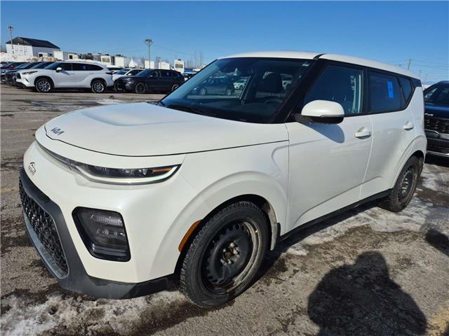 2022 Kia Soul EX Premium (Stk: 43668J) in Belleville - Image 1 of 8