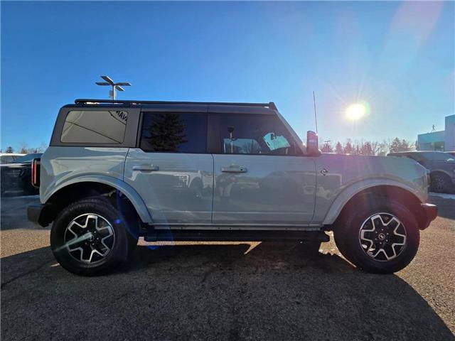 2022 Ford Bronco Outer Banks (Stk: SA-1632A) in Calgary - Image 3 of 10