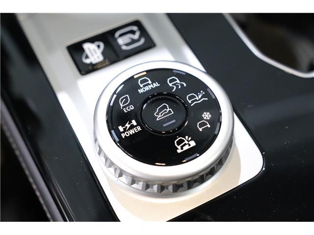 2026 Mitsubishi Outlander Plug-In Hybrid SE (Stk: P26344) in Edmonton - Image 24 of 31 2026 Mitsubishi Outlander Plug-In Hybrid SE (Stk: P26344) in Edmonton - Image 24 of 31