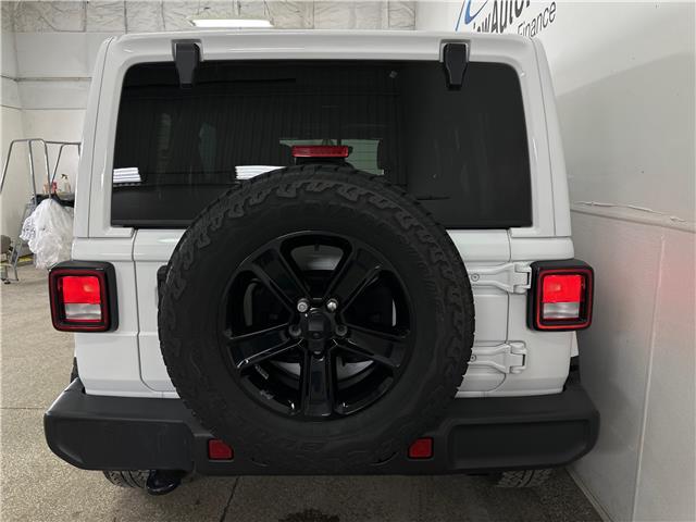 2023 Jeep Wrangler Sahara (Stk: 43558J) in Belleville - Image 6 of 26
