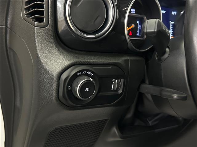 2023 Jeep Wrangler Sahara (Stk: 43558J) in Belleville - Image 15 of 26