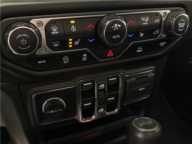2023 Jeep Wrangler Sahara (Stk: 43558J) in Belleville - Image 18 of 26