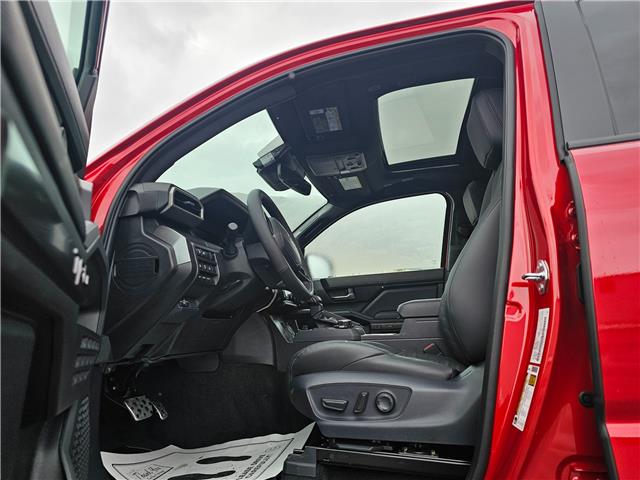 2026 Toyota Tacoma Base (Stk: 3812) in Sarnia - Image 4 of 6