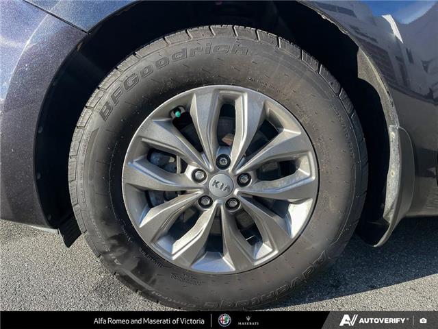 2019 Kia Sedona LX (Stk: 308781) in Victoria - Image 6 of 25