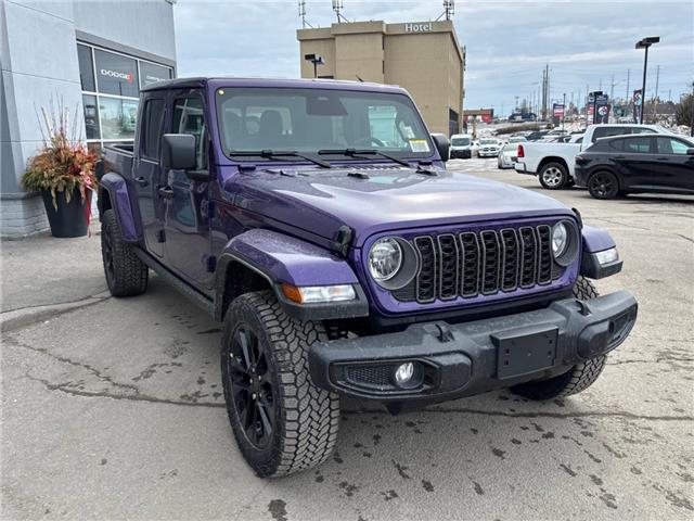 2026 Jeep Gladiator Sport S (Stk: Z23246) in Newmarket - Image 1 of 13
