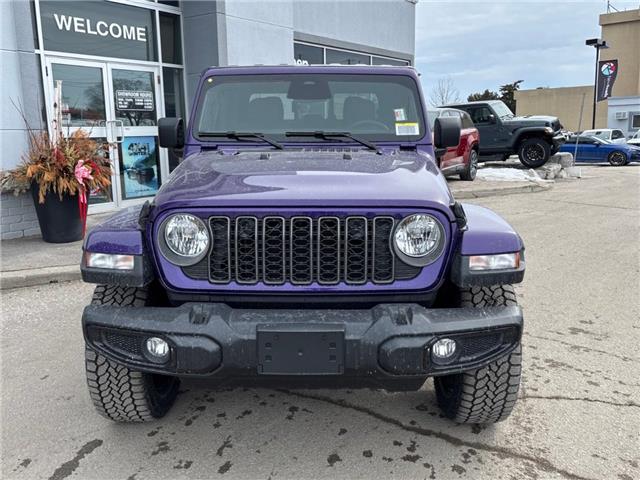 2026 Jeep Gladiator Sport S (Stk: Z23246) in Newmarket - Image 2 of 13