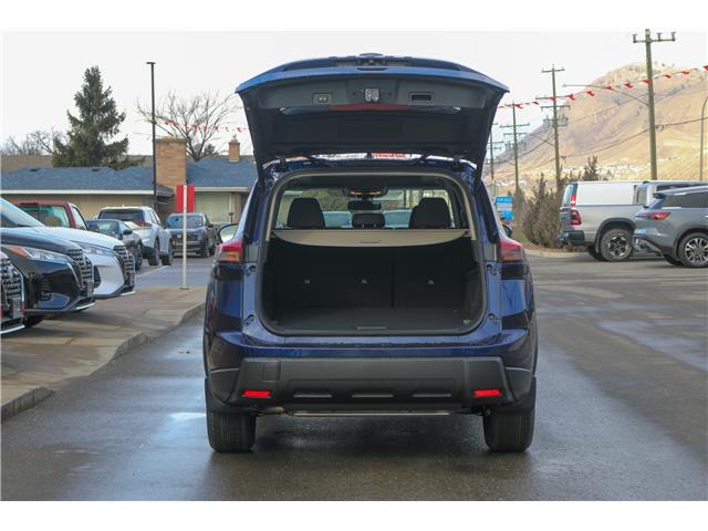 2026 Nissan Rogue SV Moonroof (Stk: T26172) in Kamloops - Image 4 of 21
