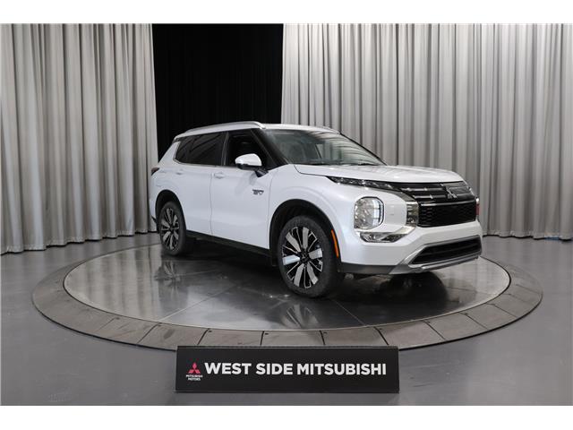 2026 Mitsubishi Outlander Plug-In Hybrid SEL (Stk: P26342) in Edmonton - Image 1 of 33