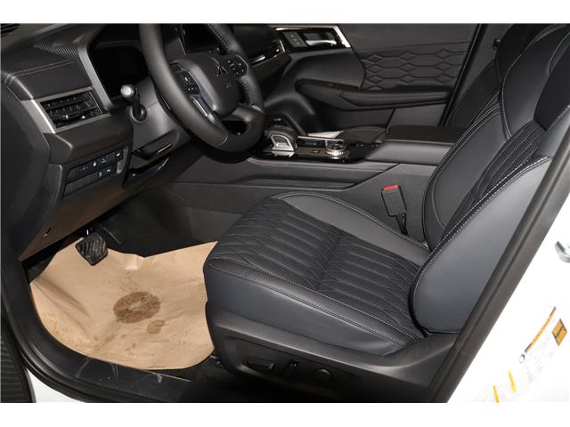 2026 Mitsubishi Outlander Plug-In Hybrid SEL (Stk: P26342) in Edmonton - Image 12 of 33