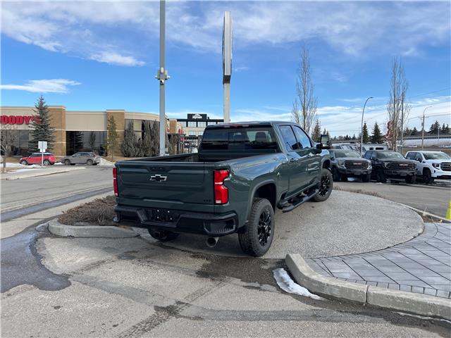 2026 Chevrolet Silverado 3500HD LTZ (Stk: TF221378) in Calgary - Image 6 of 26 2026 Chevrolet Silverado 3500HD LTZ (Stk: TF221378) in Calgary - Image 6 of 26