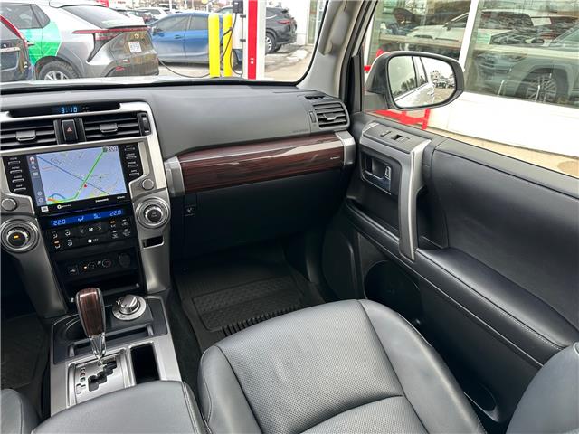 2024 Toyota 4Runner Base (Stk: W7018) in Cobourg - Image 12 of 28