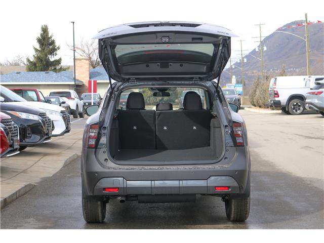 2026 Nissan Kicks SV (Stk: T26186) in Kamloops - Image 4 of 21