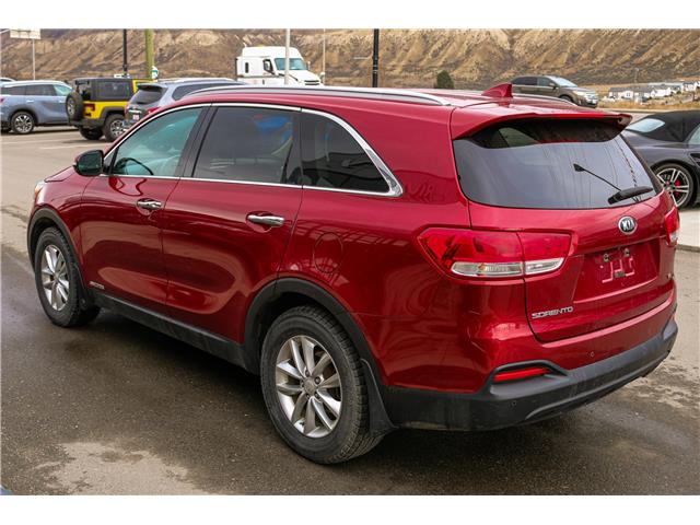 2017 Kia Sorento 3.3L LX V6 7-Seater (Stk: T26173A) in Kamloops - Image 3 of 16 2017 Kia Sorento 3.3L LX V6 7-Seater (Stk: T26173A) in Kamloops - Image 3 of 16