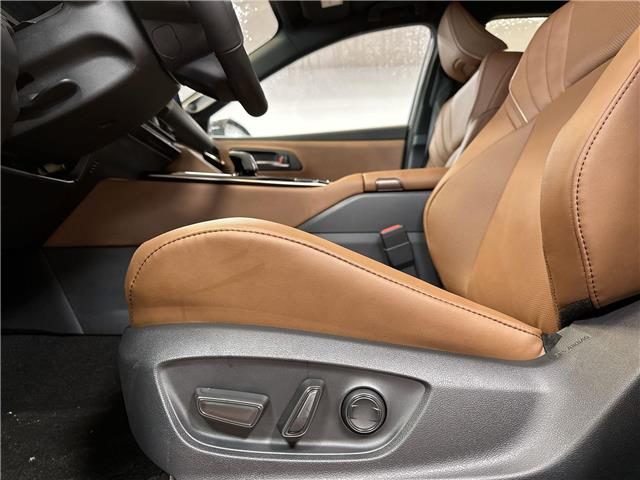 2026 Toyota Crown Signia Limited (Stk: 10119843) in Markham - Image 13 of 20 2026 Toyota Crown Signia Limited (Stk: 10119843) in Markham - Image 13 of 20