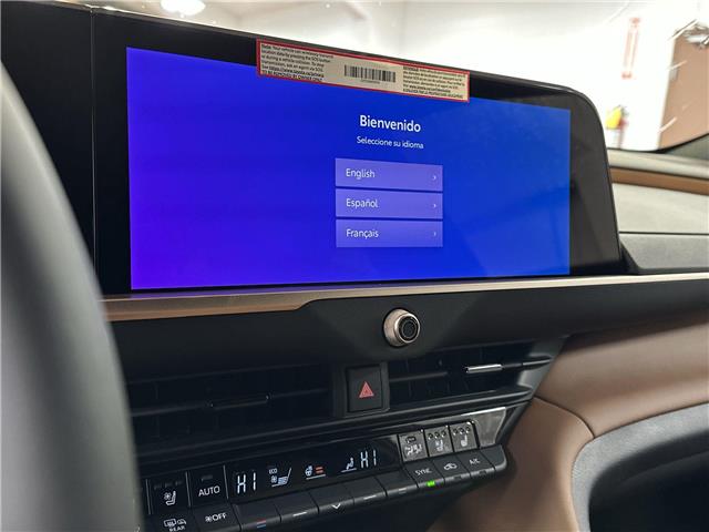 2026 Toyota Crown Signia Limited (Stk: 10119839) in Markham - Image 17 of 20