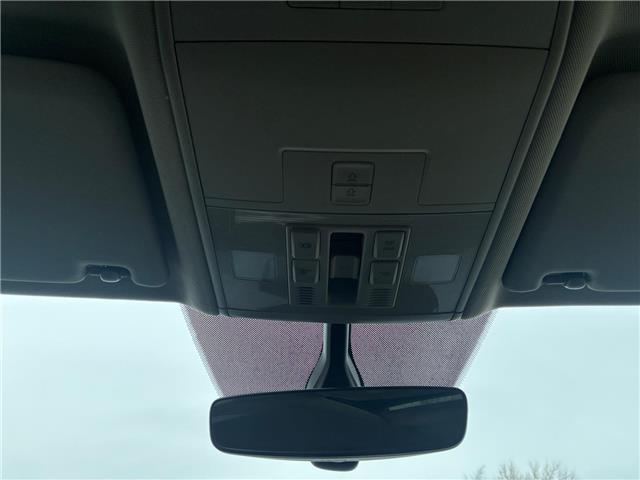 2018 Volkswagen Atlas 3.6 FSI Highline (Stk: CBK3394) in Regina - Image 17 of 20