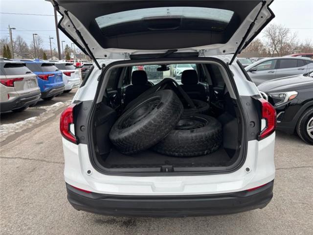2022 GMC Terrain SLE (Stk: UT90409) in Cobourg - Image 10 of 17