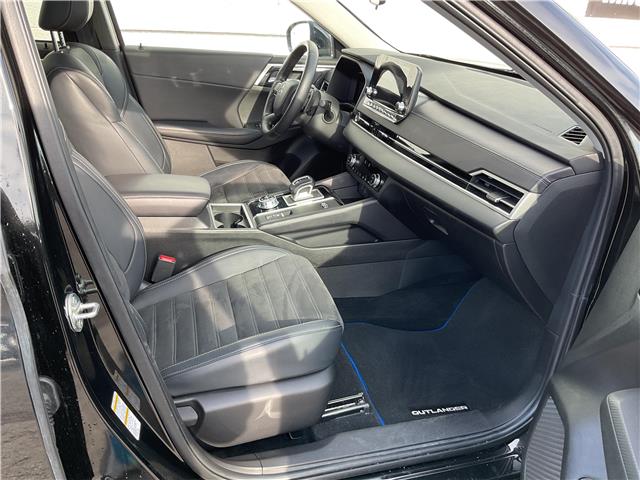 2024 Mitsubishi Outlander Plug-In Hybrid  (Stk: 260162) in Ottawa - Image 9 of 22