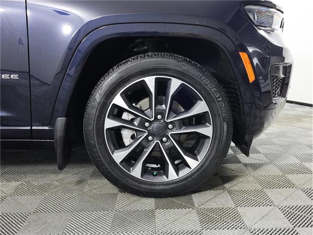 2024 Jeep Grand Cherokee Overland (Stk: B20816) in Calgary - Image 4 of 23
