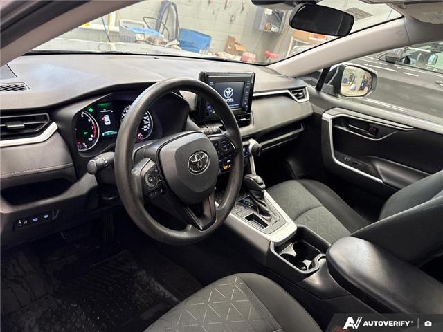2021 Toyota RAV4 LE (Stk: 110856) in London - Image 12 of 26