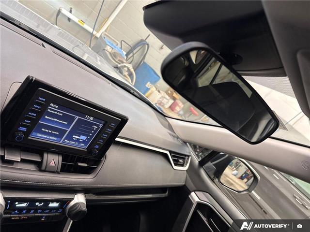 2021 Toyota RAV4 LE (Stk: 110856) in London - Image 17 of 26