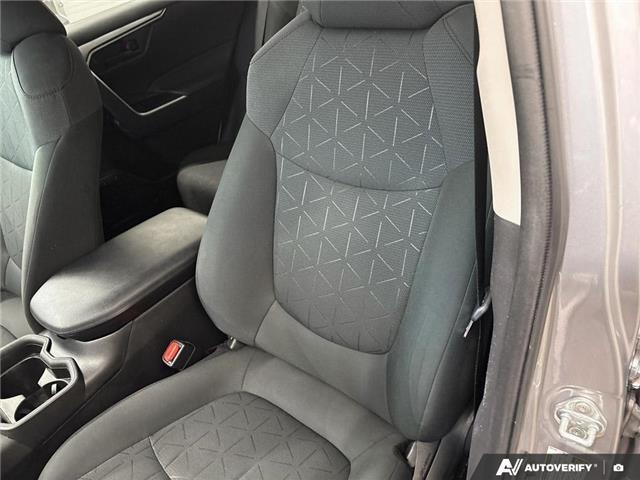 2021 Toyota RAV4 LE (Stk: 110856) in London - Image 20 of 26