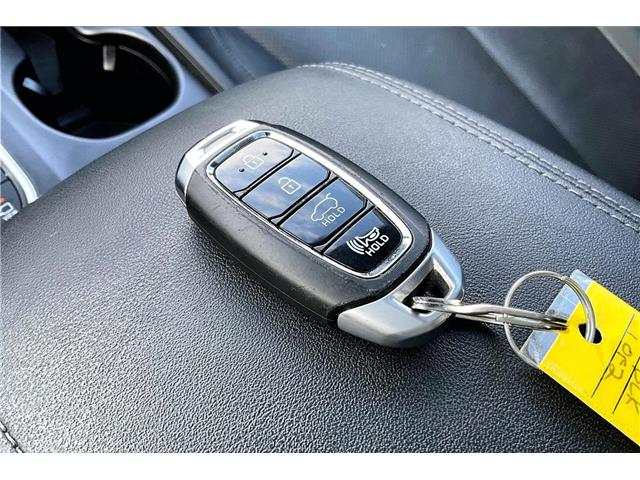 2020 Hyundai Santa Fe Ultimate 2.0 (Stk: 40637U) in Calgary - Image 10 of 35