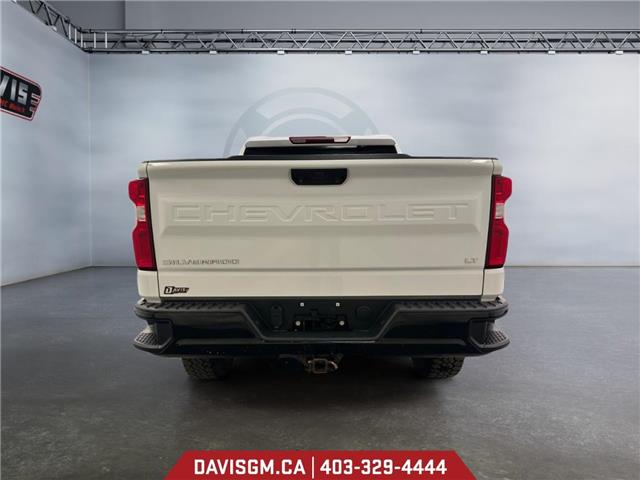 2022 Chevrolet Silverado 1500 LT Trail Boss (Stk: 303056) in Lethbridge - Image 4 of 15