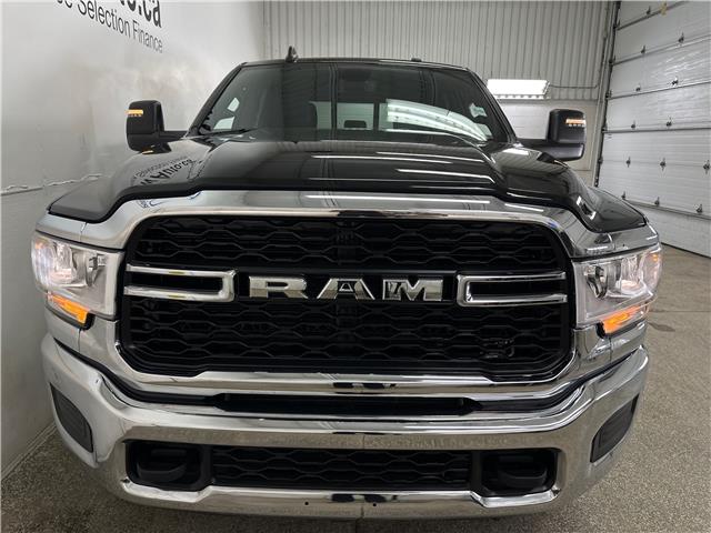 2024 RAM 3500 Tradesman (Stk: 43591J) in Belleville - Image 2 of 30