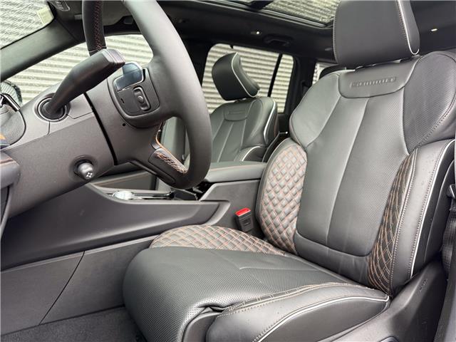 2025 Jeep Grand Cherokee Summit (Stk: 25586D) in London - Image 8 of 28