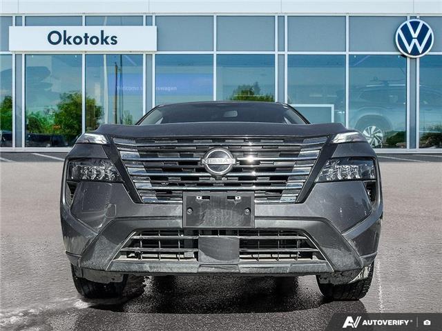 2024 Nissan Rogue SV Moonroof (Stk: KU0475) in Okotoks - Image 2 of 18